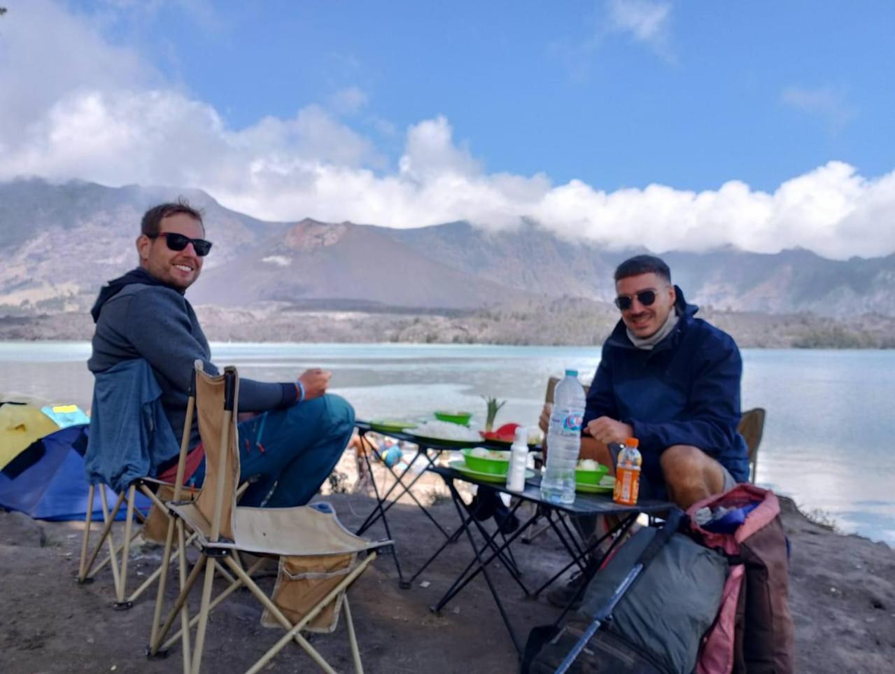 Coconut Homestay Тетебату Екстериор снимка